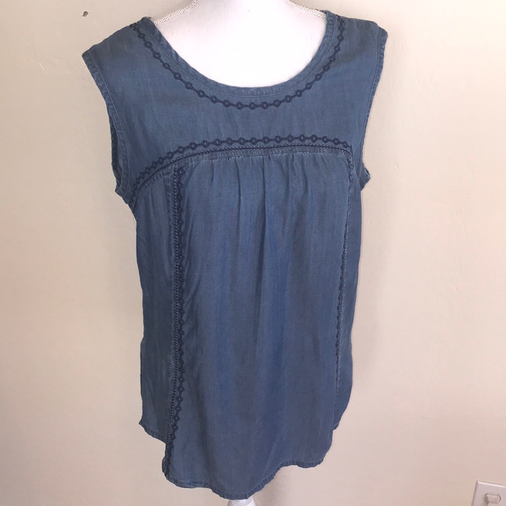 Bob Limlolski for Bass Pro Sleeveless Jean Top